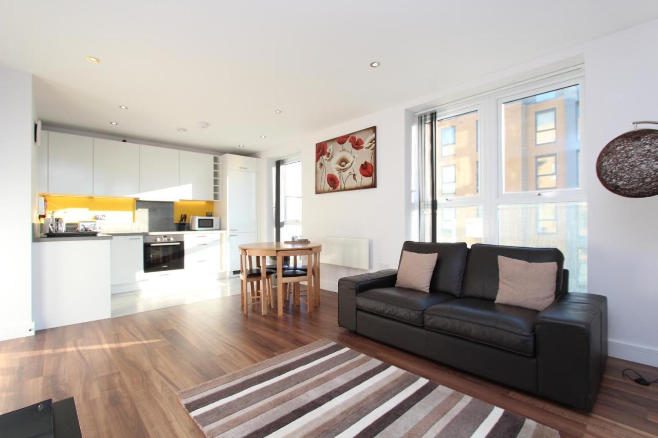 Contemporary Apartments With Secure Parking 독서 외부 사진